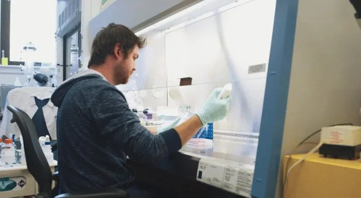 Así busca una compañía cultivar huesos humanos en un laboratorio
