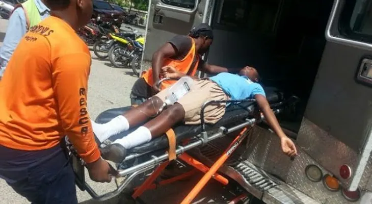 Investigan intoxicación de 27 estudiantes de un liceo de San Pedro de Macorís