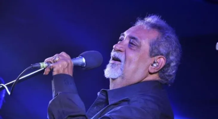 Anthony Ríos interno tras sufrir severa hipertensión; suspende gira por EEUU