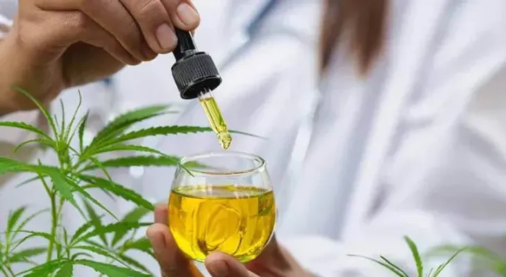 Niña de cinco con parálisis cerebral será tratada con cannabis