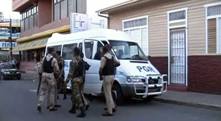 PEPCA y militares se presentan en casas alcalde y funcionarios de Ayuntamiento SFM