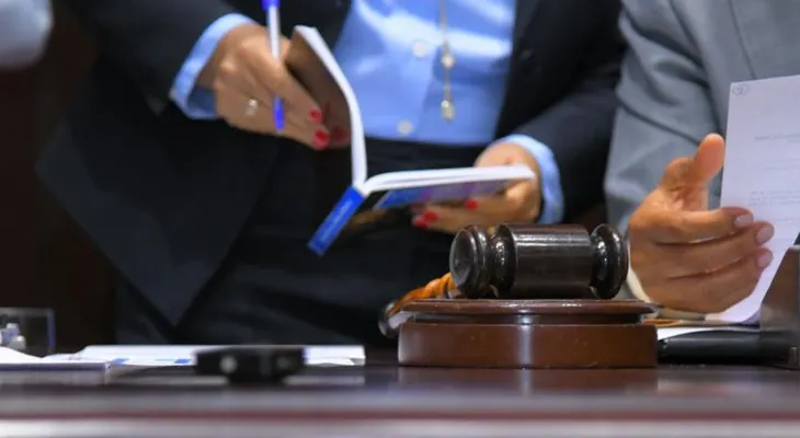 Cámara de Diputados aprueba proyecto que impone multas de hasta RD$2 millones por incumplir normas de calidad