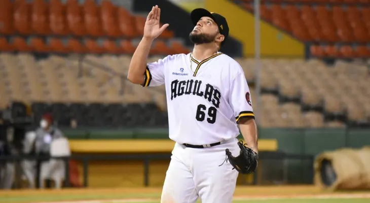 Águilas recibiran el domingo a los refuerzos Negrín, Van Meter, Devine, Nicolino y Córdoba