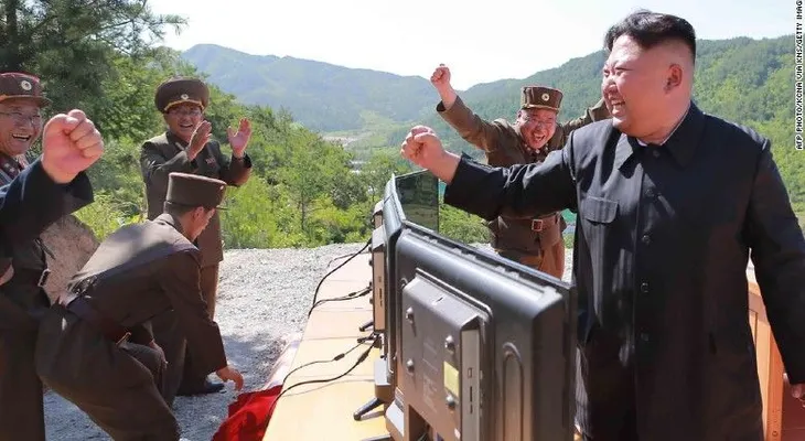 Medios norcoreanos celebran: un "regalo" para los "bastardos americanos"