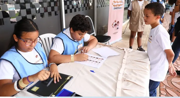 JCE celebra por segunda vez elecciones infantiles durante campamento de verano