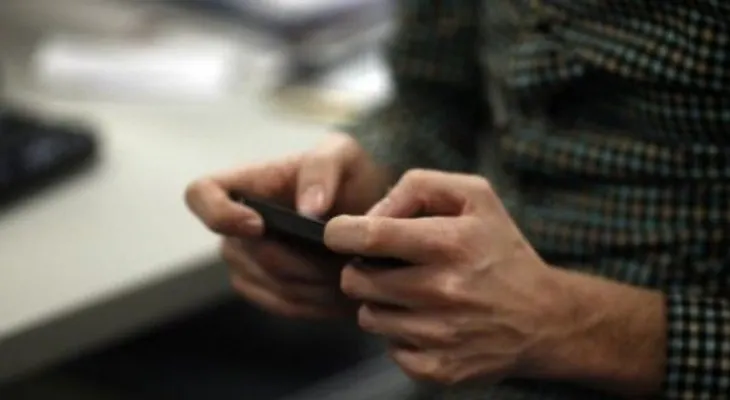 Whatsappittis: La condición que daña tus manos