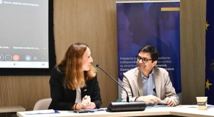 Expertos de cuatro países urgen debatir regulación de redes sociales para jóvenes en Latinoamérica