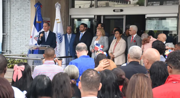 Ministro de Educación Superior insta a fortalecer amor por símbolos patrios