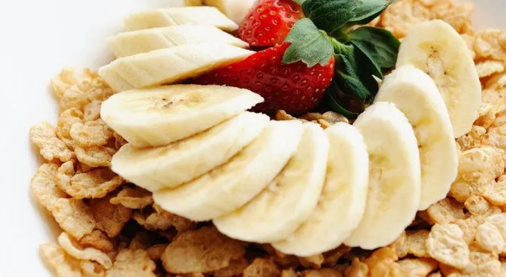 10 alimentos con biotina para lograr un pelo ideal.