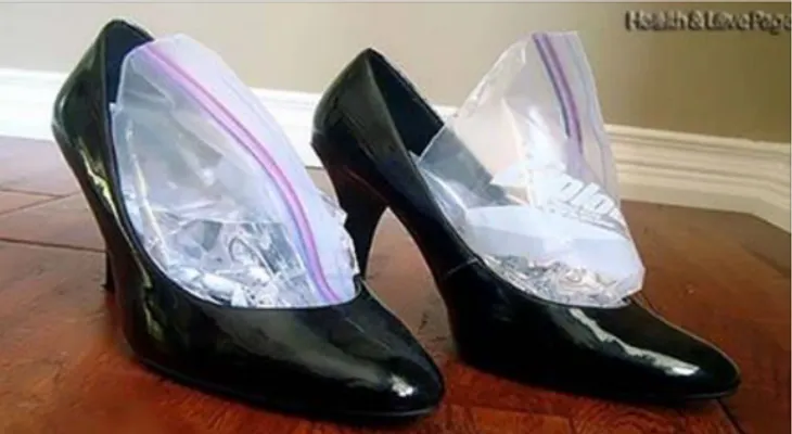 Entérate de este ingenioso truco para estirar tus zapatos (de mujeres y hombres) que nadie te había dicho 