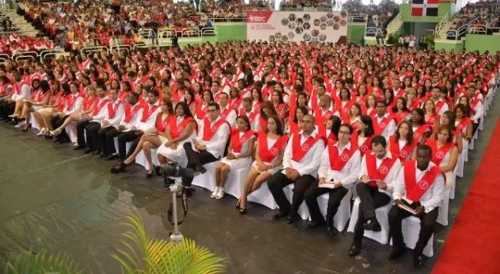 INTEC gradúa 720 nuevos profesionales