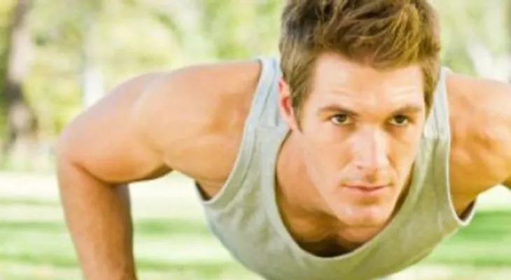 5 hábitos en los hombres que causan obesidad