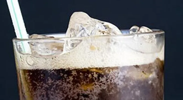 ¿Qué te pasa si toma Coca-Cola todos los días?  