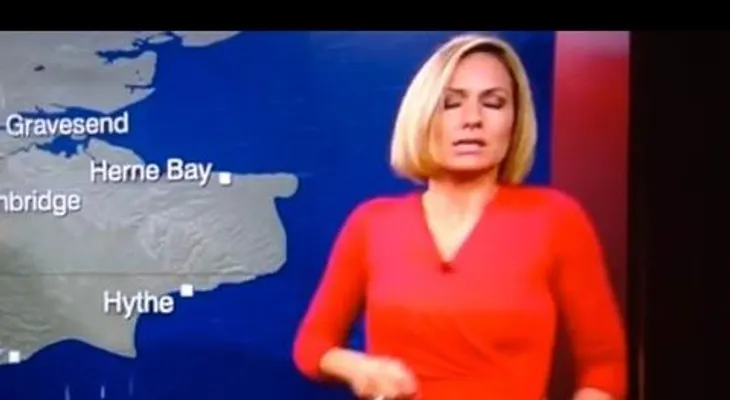 Una meteoróloga de BBC pierde el conocimiento (VIDEO)