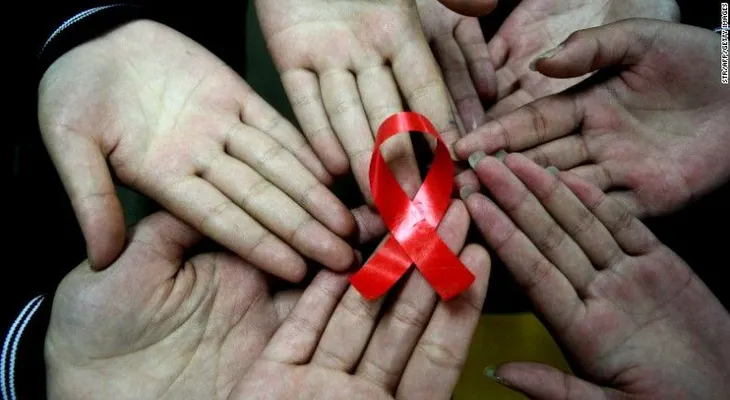 8 peligrosos mitos sobre el VIH, desmentidos