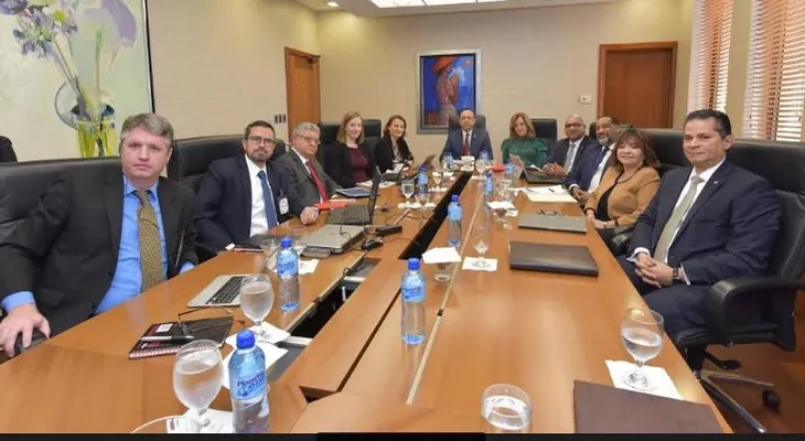 Destacan fortaleza economía dominicana en reunión de cierre FMI con BCRD 