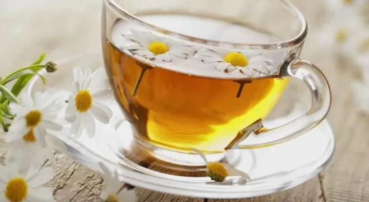 Te de manzanilla: antinflamatorio, ataca el cáncer, alivia el resfriado, calma la ansiedad y cólicos menstruales