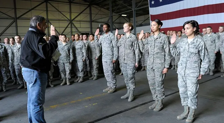 Estados Unidos pide a funcionarios de Defensa y a sus familiares que abandonen Turquía