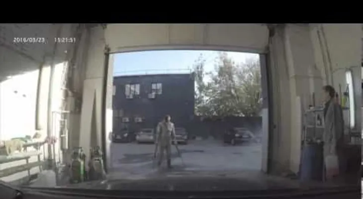 Un hombre que se convierte en Iron Man (VIDEO)