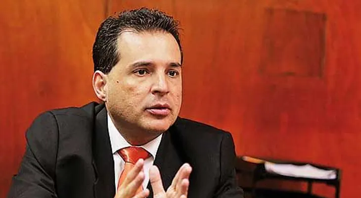 Estabilidad dólar por atinadas medidas del BC y dinero de regalía dinamizan comercio