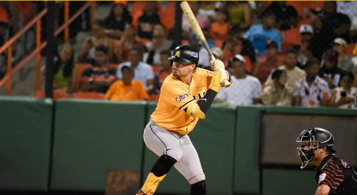 Raynel Delgado jugará con Águilas sin restricciones ni límite de tiempo