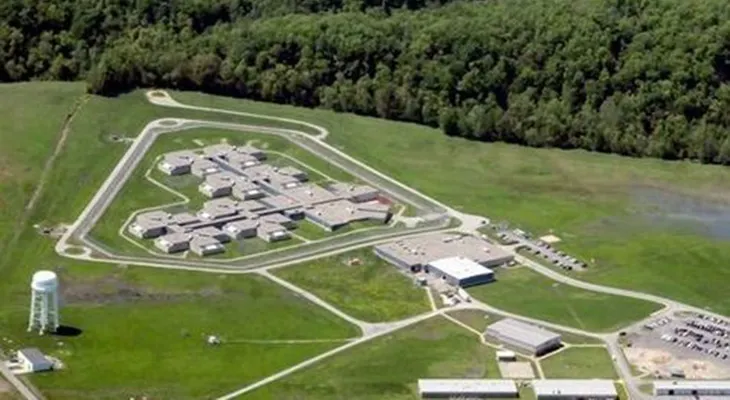 "Supermax": así son las prisiones de máxima seguridad de EEUU que esperan por Joaquín "El Chapo" Guzmán
