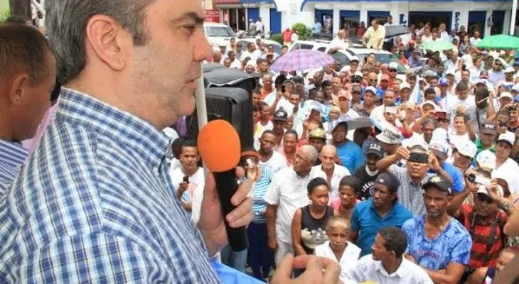 Abinader acusa al gobierno de incumplirle a Sánchez Ramírez