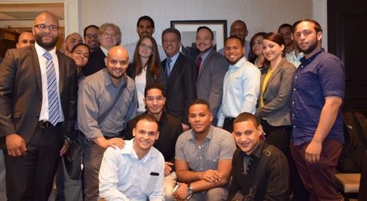 Leonel se reúne con jóvenes emprendedores dominicanos en NY