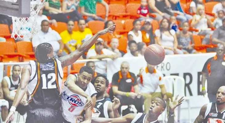 Metros y Leones regresan a la cima de la LNB