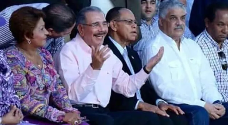 Danilo encabeza proclamación de candidatura a senadora de Amarilis Santana