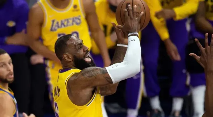 LeBron James se convierte en el máximo anotador de NBA contando los playoffs