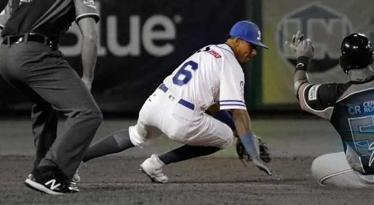 Erick Mejía dispara cuadrangular y los Tigres derrotan 3 por 1 a los Toros