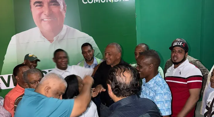 Víctor Pavón juramenta equipo de campaña de Villa Mella Norte: Asegura rescatará del abismo y el desorden a SDN.