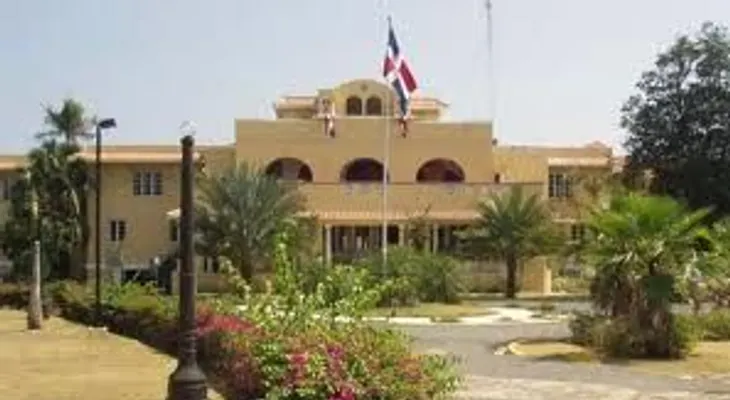 Gobierno dominicano se solidariza con España y rechaza cualquier acción contra sus leyes 