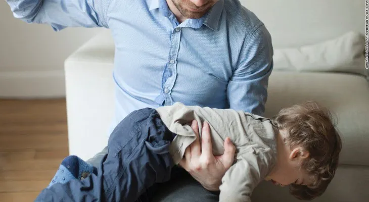 Por qué nunca deberías castigar a tus hijos dándoles palmadas