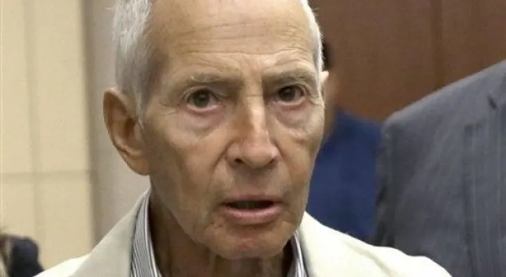 Arrestan millonario Robert Durst por caso de homicidio 