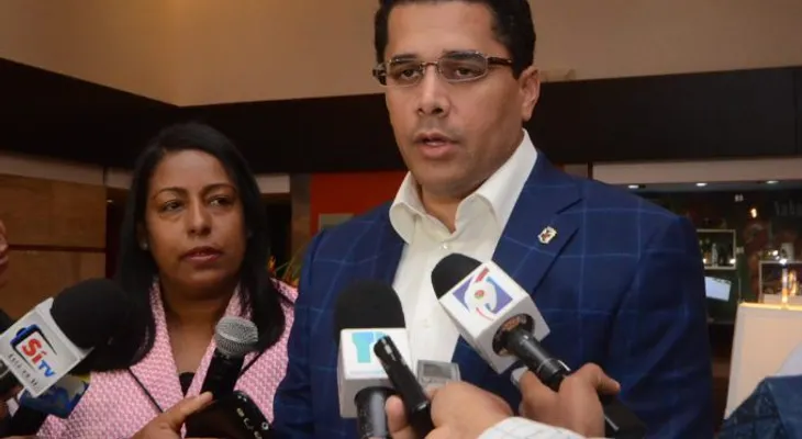 Collado: si al ADN le quitan el 3% que pagan distribuidoras puede colapsar  