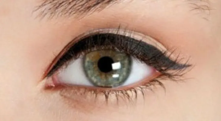 5 formas para delinear tus ojos según la ocasión. ¡Elige el maquillaje que más te favorezca!