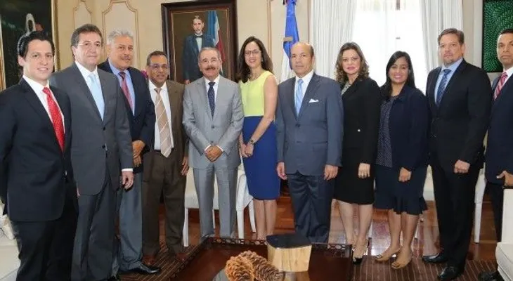 AIREN visita al presidente para felicitarle por triunfo electoral