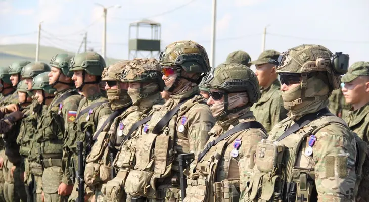 Amnistía Internacional denuncia reclutamiento de latinoamericanos por Rusia bajo engaño y coacción