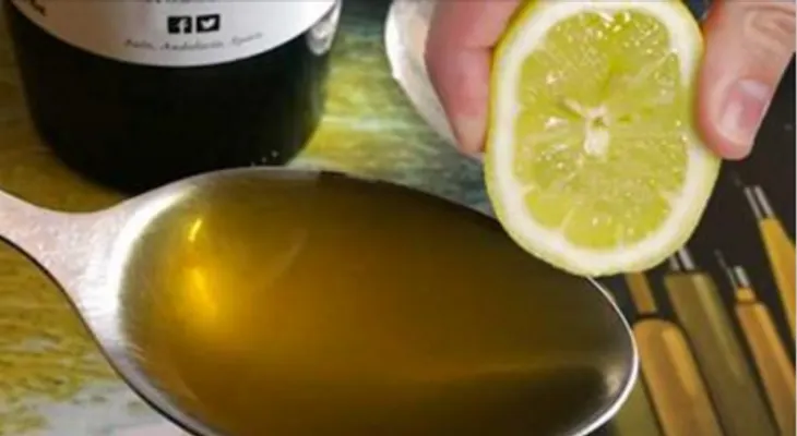 Un poco de limón y aceite de oliva y descubre lo que pasa: UNA COMBINACIÓN PODEROSA