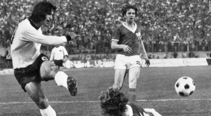 La leyenda del fútbol alemán Gerd Müller padece alzheimer