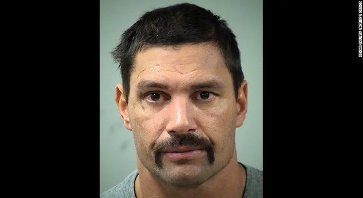 Arrestan a Manu Bennett, actor de 'El Hobbit' y 'Arrow'