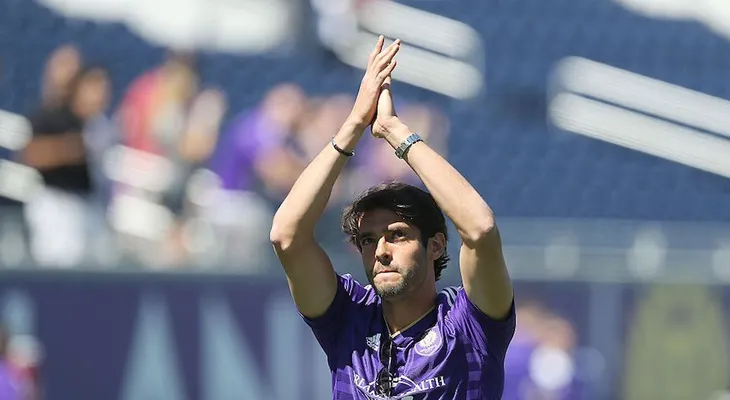 Kaká anuncia su retiro de las canchas de fútbol
