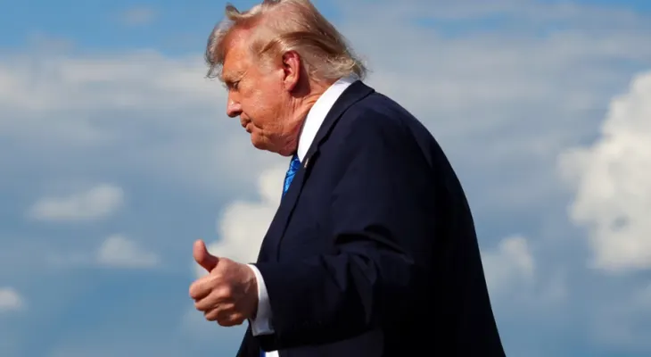 Trump revive denuncia de fraude electoral con cuestionado informe del Censo