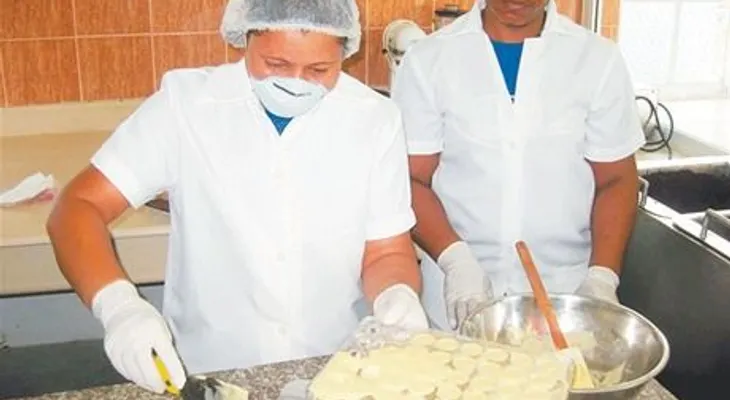 Gobierno dispone de RD$48 millones para financiar producción de chocolate