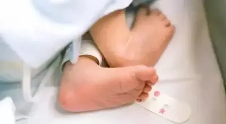 Avance médico: nace el primer bebé con ADN de tres personas