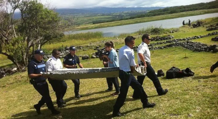 Creen haber encontrado restos de un avión similar al del vuelo MH370 