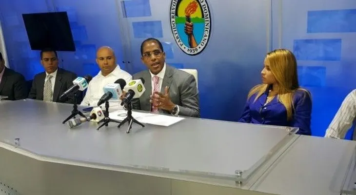 Hiddekel Morrison anuncia ya no será candidato a diputado PRD