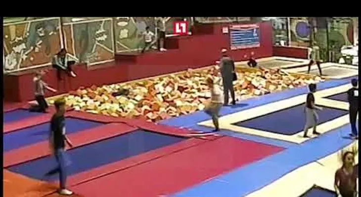 FUERTE VIDEO: Salto mortal que le costó la vida a un político ruso